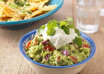 recipe image Guacamole met gegratineerde tortilla chips